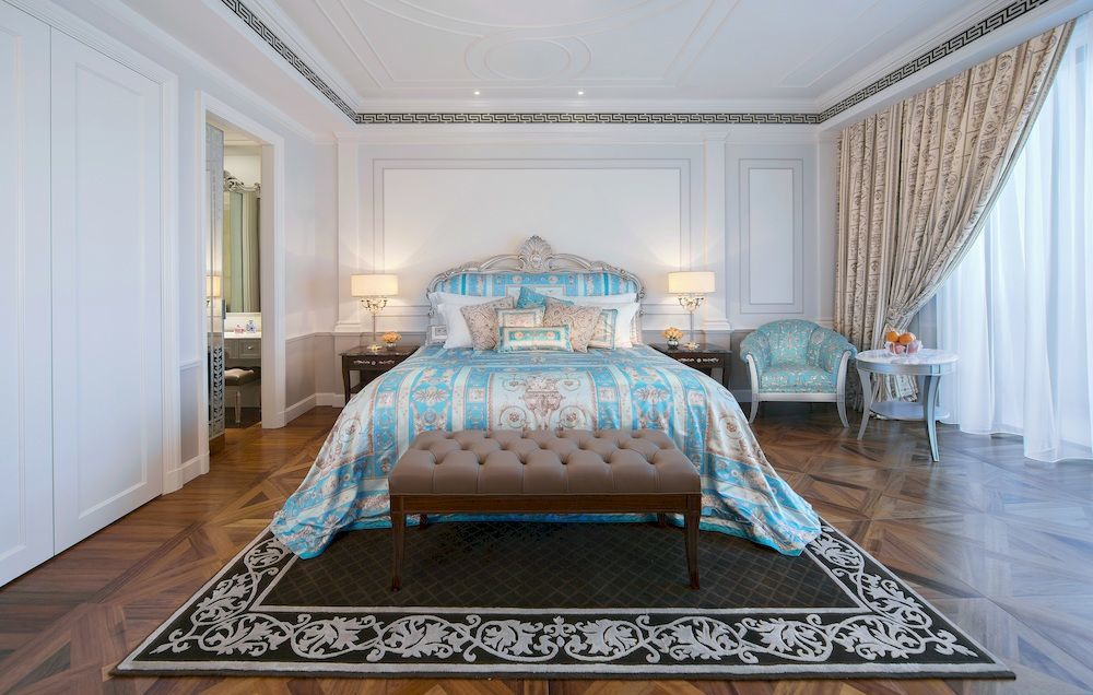 พาลาสโซ่ เวอร์เซส ดูไบ Hotel ภายนอก รูปภาพ A bedroom at the Taj Bengal