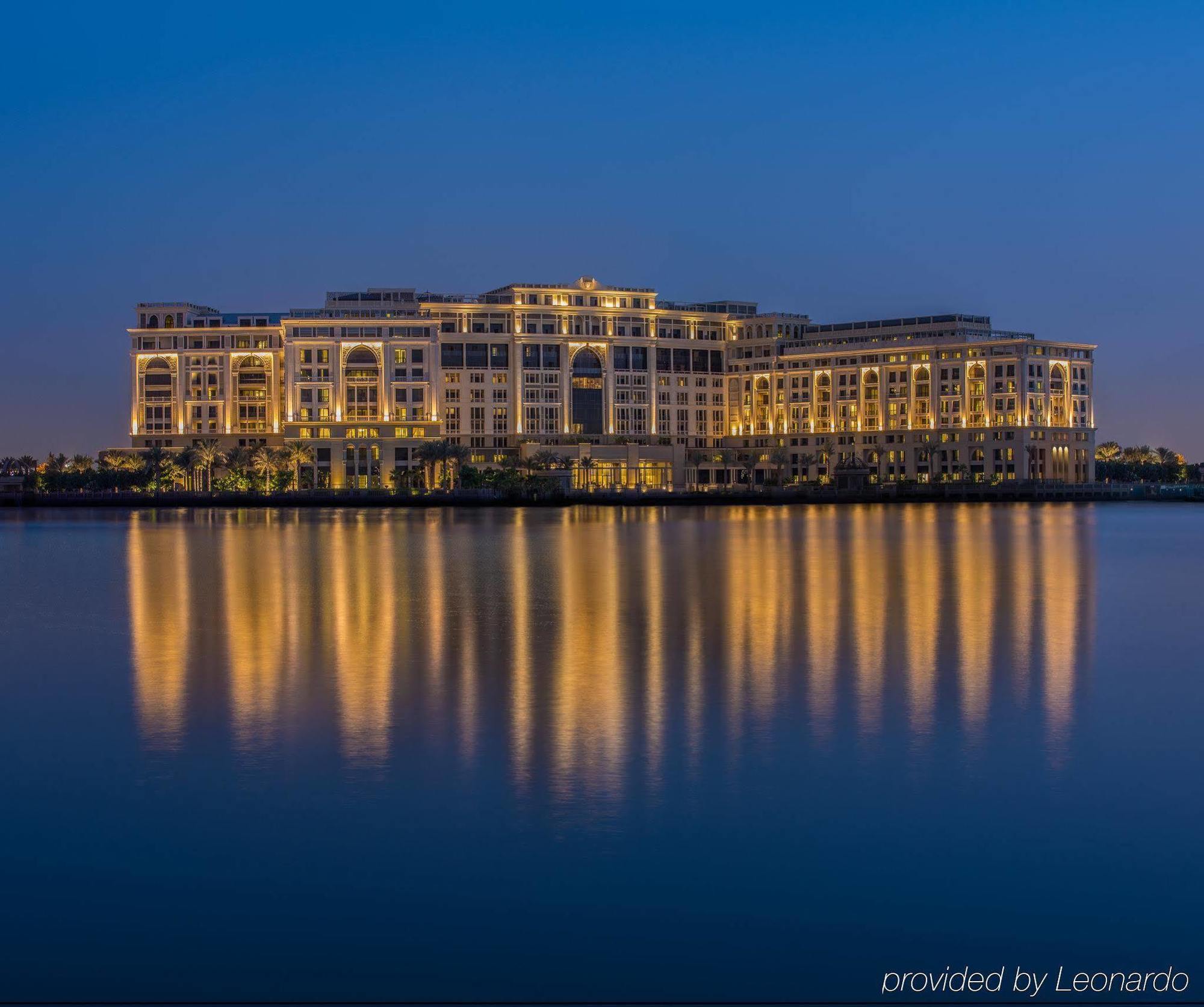 พาลาสโซ่ เวอร์เซส ดูไบ Hotel ภายนอก รูปภาพ The Ritz-Carlton, DIFC